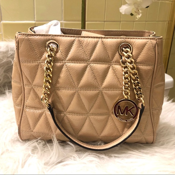 Michael Kors Handbags - 👜 MICHAEL KORS SUSANNAH TOTE LEATHER HANDBAG